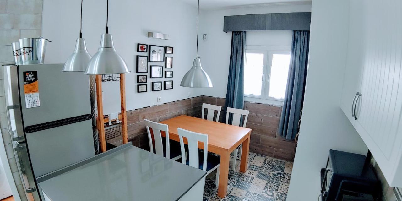 Casa Vistas A Trafalgar Solo Familias O Parejas - Parking Privado Opcional - Conil De La Frontera Luaran gambar